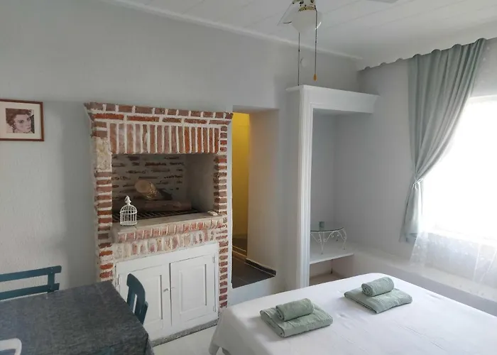 Mimosa House Hotel Ayvalı